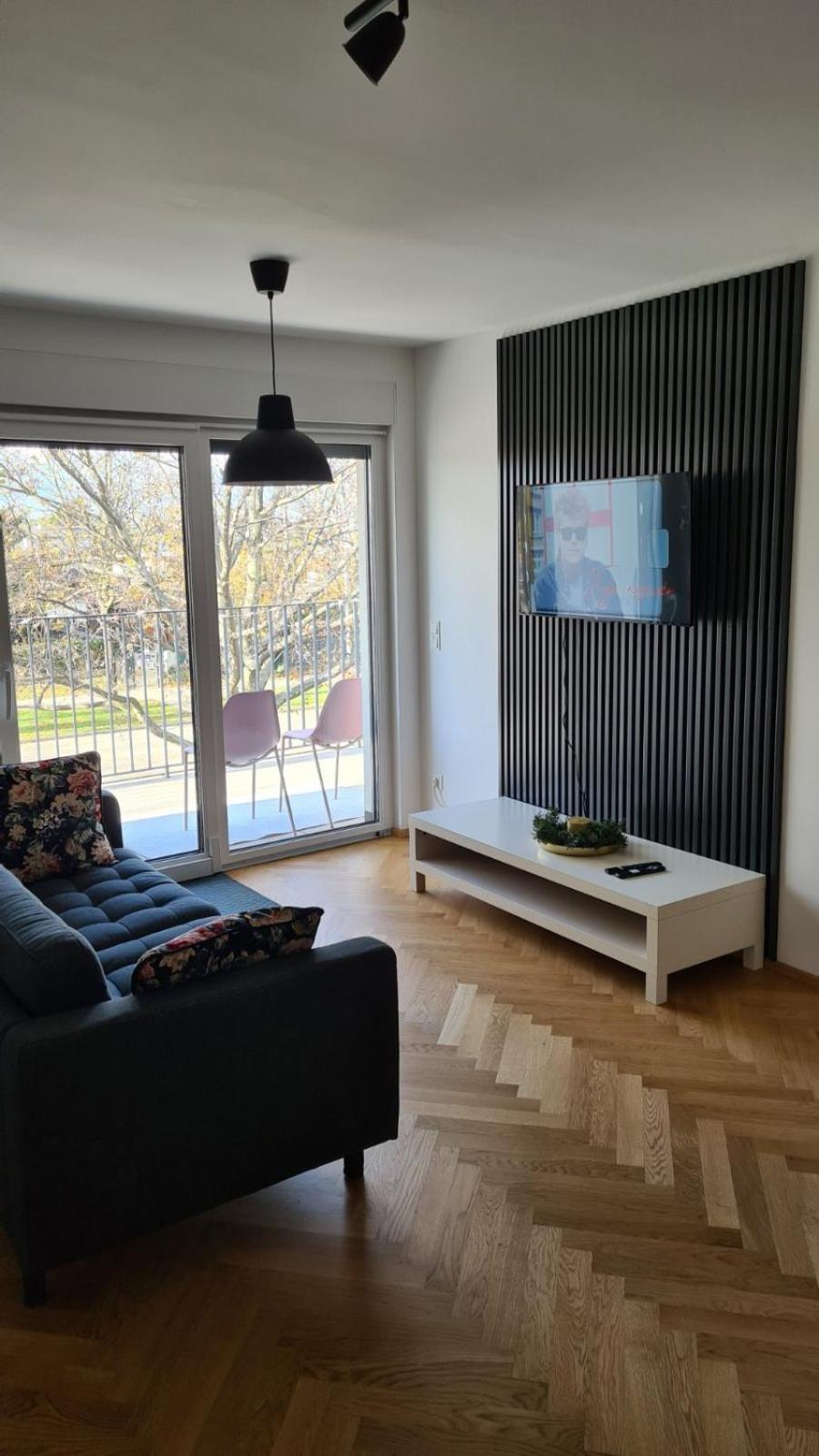 Top Apartments Kaiserebersdorf Vienna Exterior photo